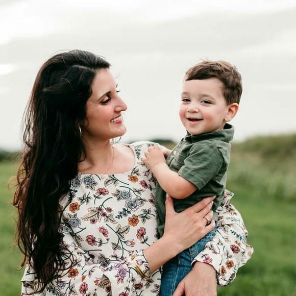 Meet your Posher, Julie - Picture 3 of 8